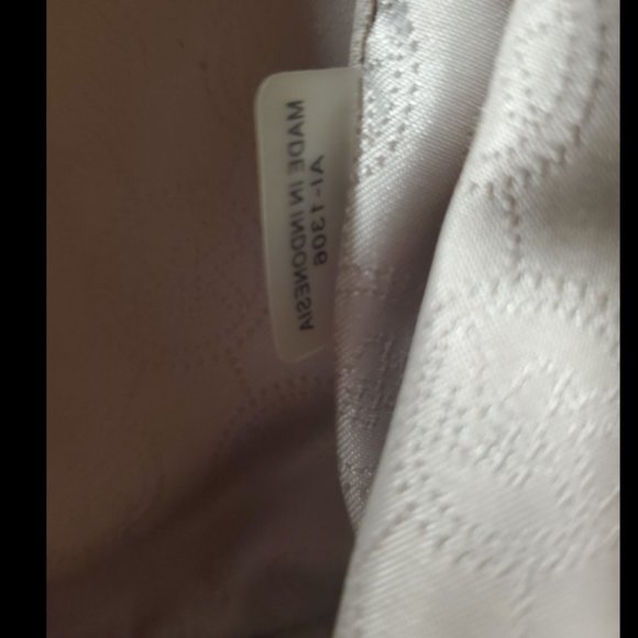 MICHAEL KORS LARGE STUDDED SELMA BAG - Picture 2 of 9